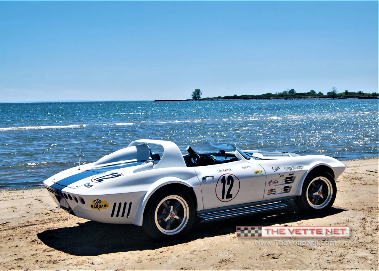 TheVetteNet.com - 1964 Corvette Convertible White with Blue Stripe